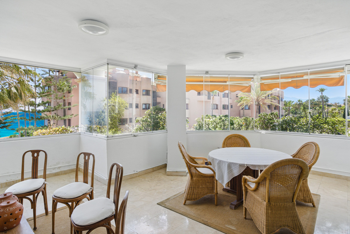 Appartement te koop in Puerto Banús | 2 slaapkamers H5056027