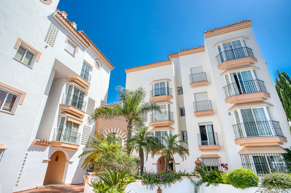 Appartement te koop in Puerto Banús | 2 slaapkamers H5056027