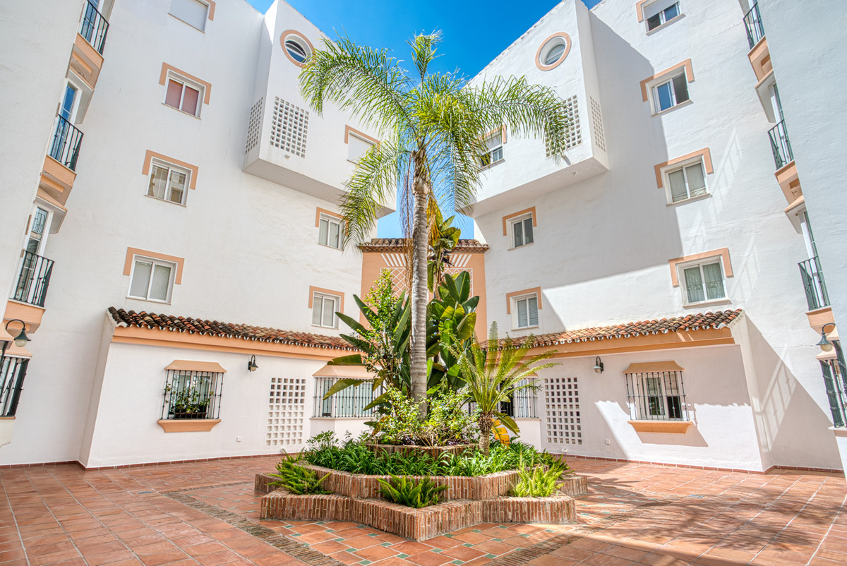 Appartement te koop in Puerto Banús | 3 slaapkamers H5056030