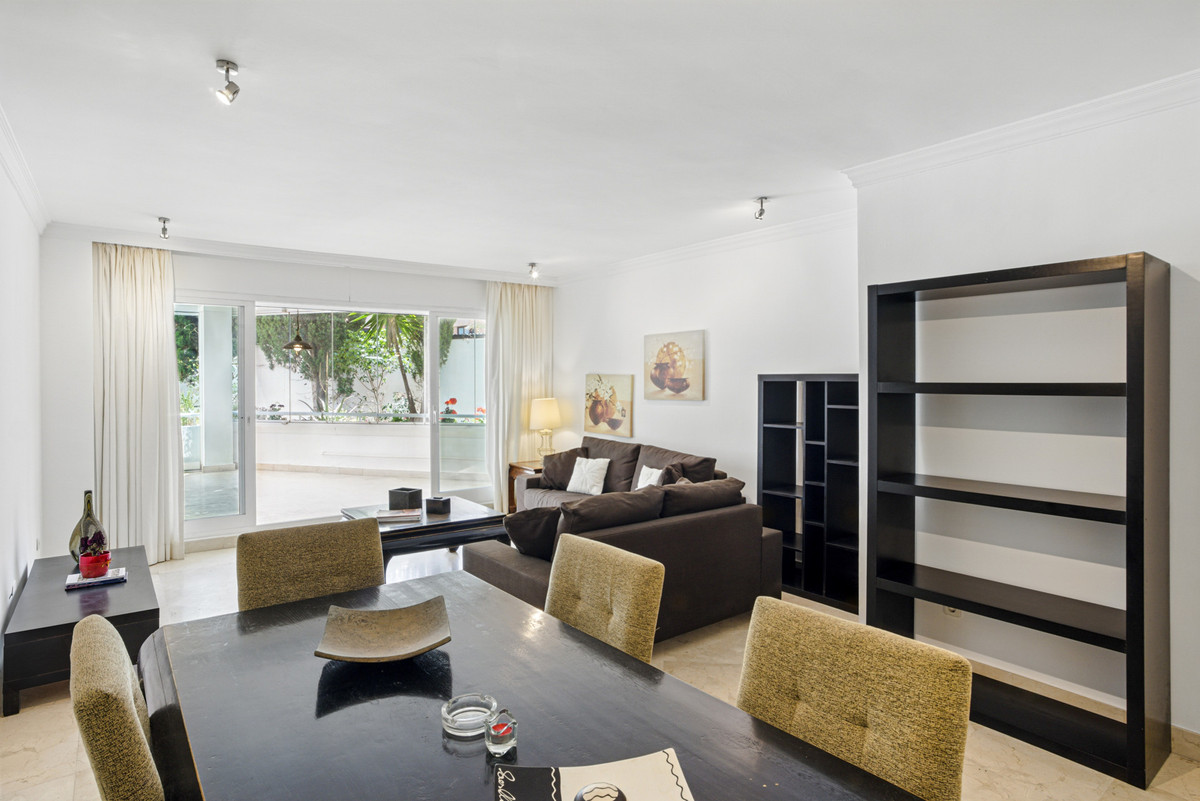 Appartement te koop in Puerto Banús | 3 slaapkamers H5056030