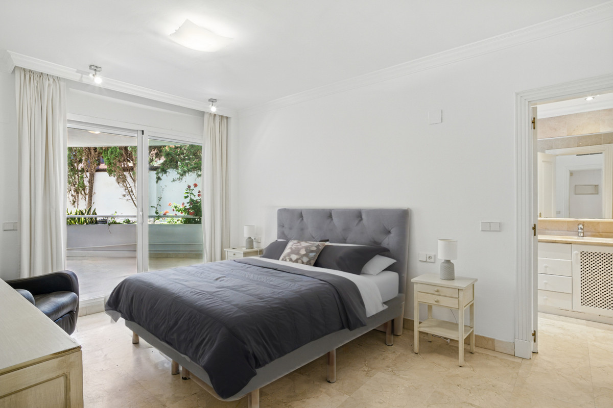 Appartement te koop in Puerto Banús | 3 slaapkamers H5056030