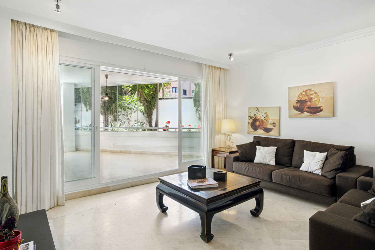 Appartement te koop in Puerto Banús | 3 slaapkamers H5056030