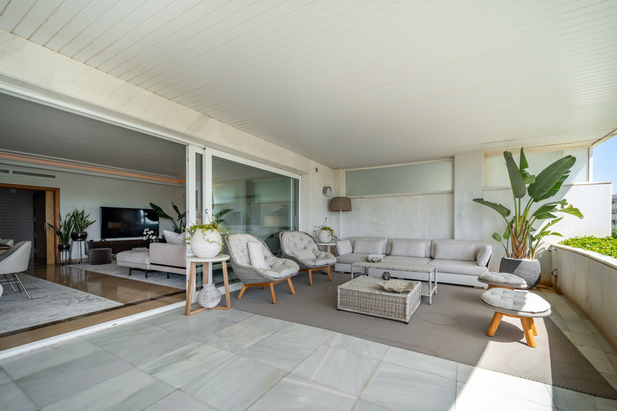 Appartement te koop in Puerto Banús | 3 slaapkamers H5058907