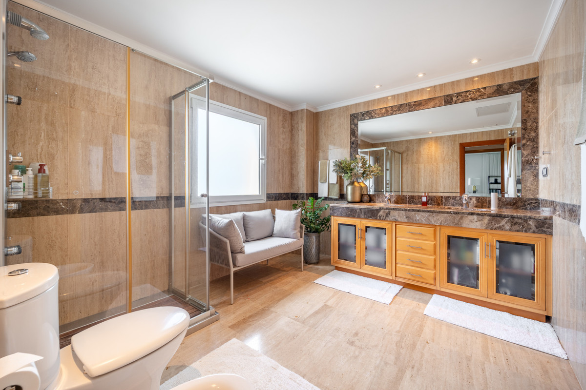 Appartement te koop in Puerto Banús | 3 slaapkamers H5058907