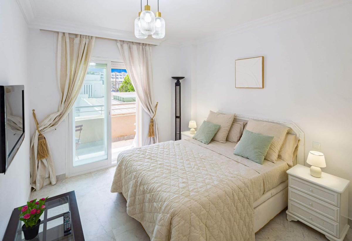 Appartement te koop in Puerto Banús | 2 slaapkamers H5061451