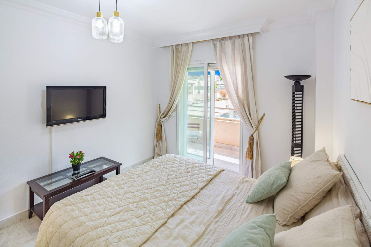 Appartement te koop in Puerto Banús | 2 slaapkamers H5061451