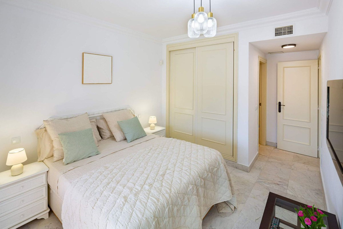 Appartement te koop in Puerto Banús | 2 slaapkamers H5061451