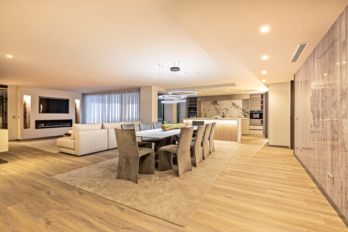 Appartement te koop in Puerto Banús | 5 slaapkamers H5064649
