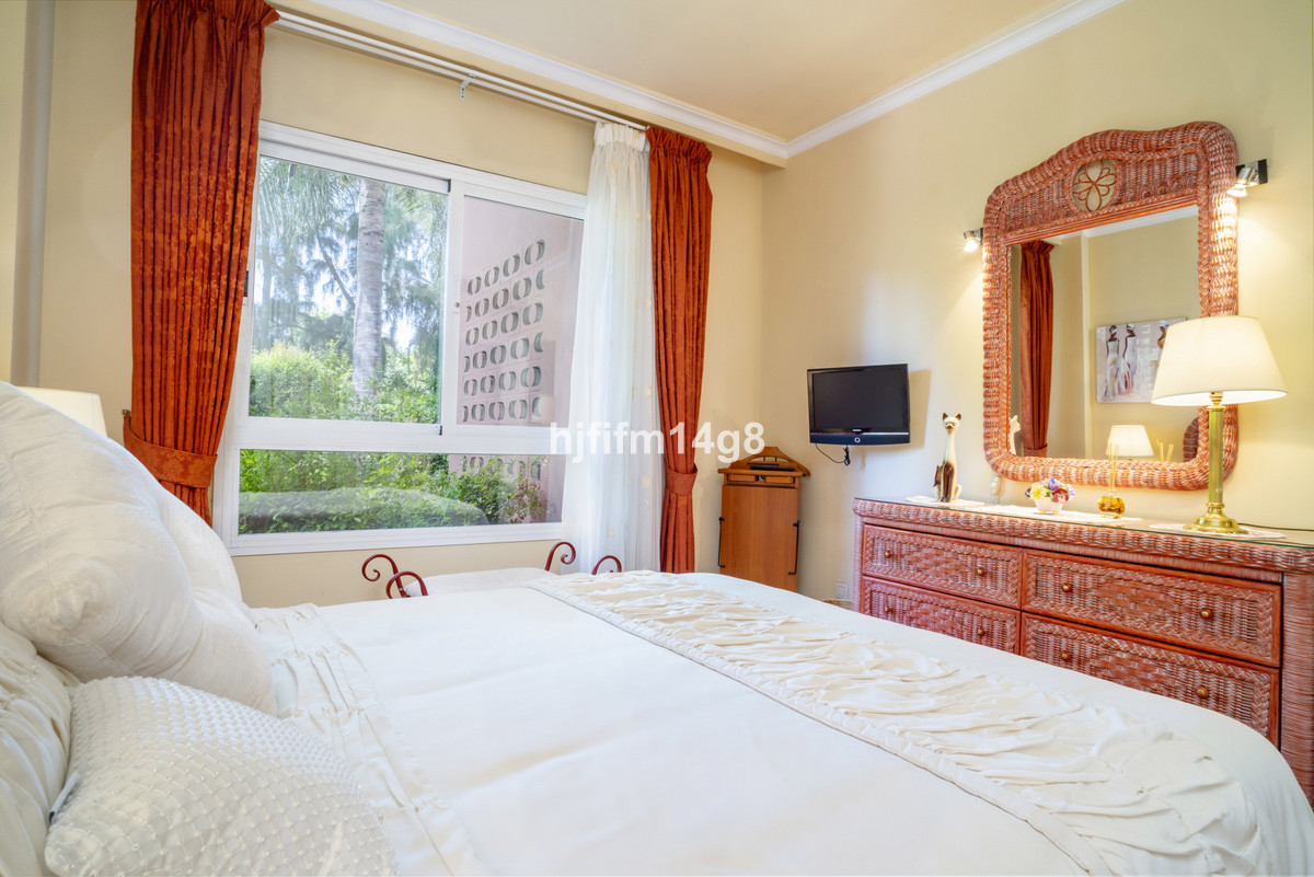 Appartement te koop in Puerto Banús | 2 slaapkamers H5078446