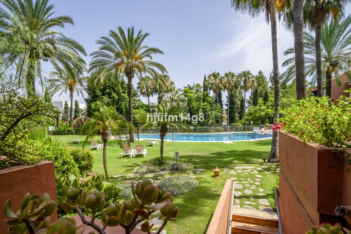 Appartement te koop in Puerto Banús | 2 slaapkamers H5078446