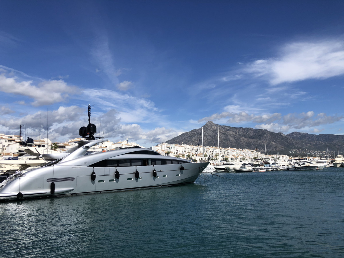 Appartement te koop in Puerto Banús | 2 slaapkamers H5079214