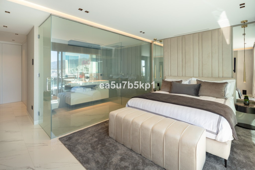 Appartement te koop in Puerto Banús | 3 slaapkamers H5080450