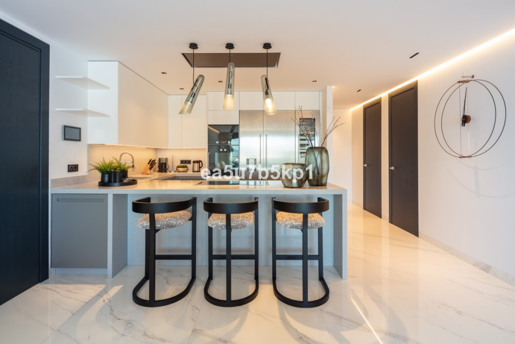 Appartement te koop in Puerto Banús | 3 slaapkamers H5080450
