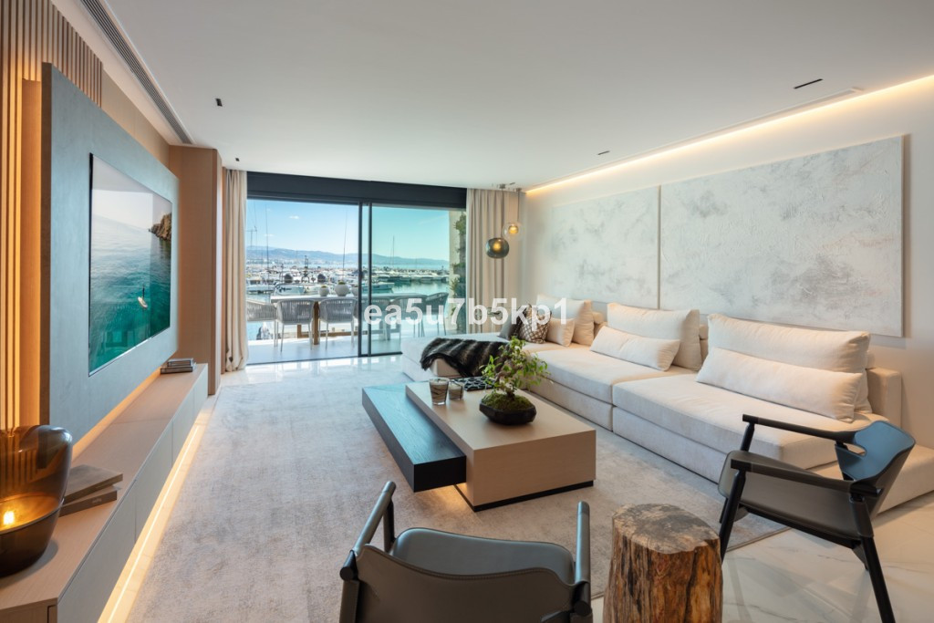Appartement te koop in Puerto Banús | 3 slaapkamers H5080450