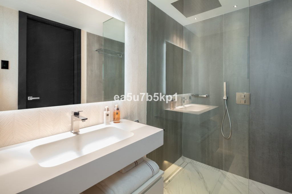 Appartement te koop in Puerto Banús | 3 slaapkamers H5080450