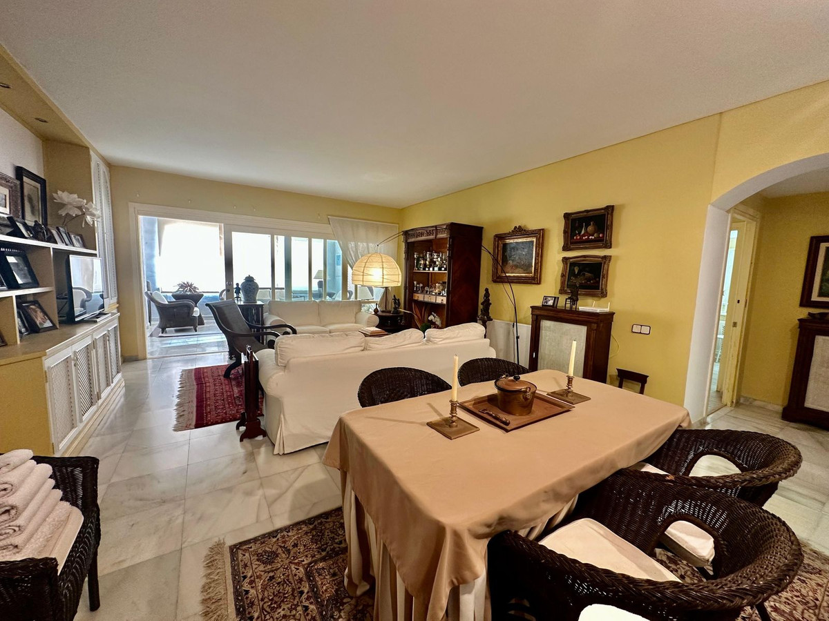 Appartement te koop in Puerto Banús | 4 slaapkamers H5083231