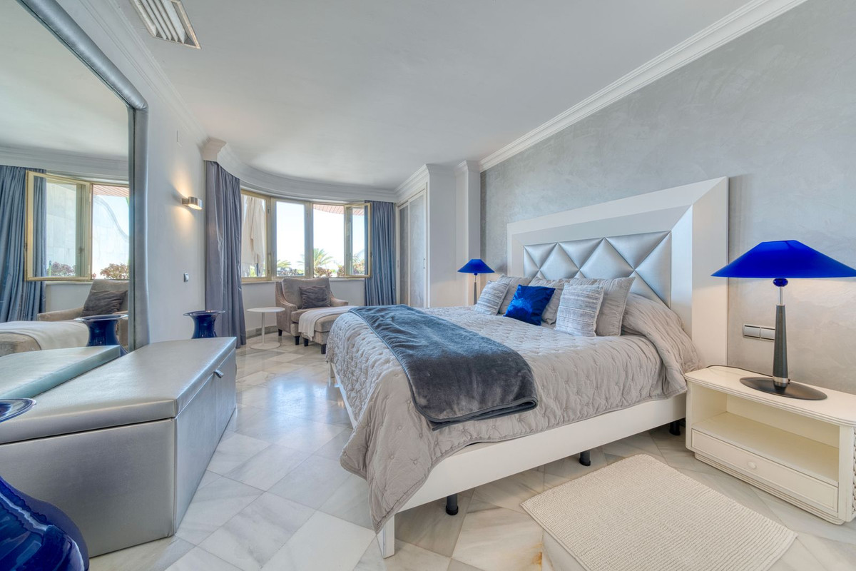 Appartement te koop in Puerto Banús | 3 slaapkamers H5083393