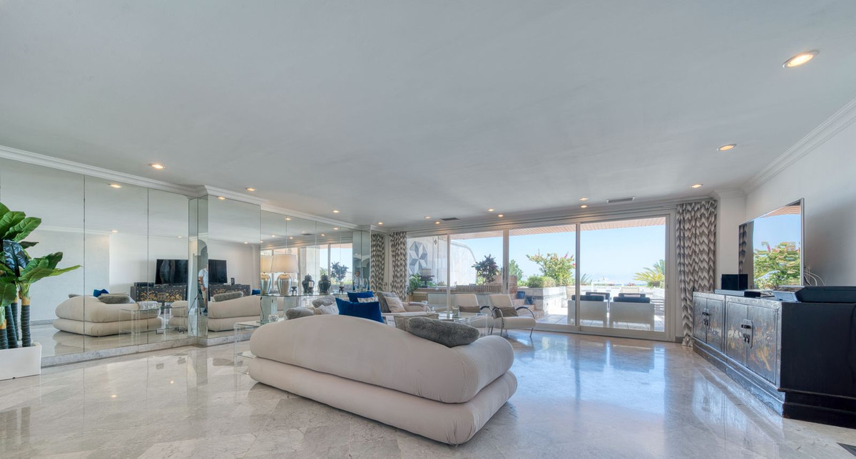 Appartement te koop in Puerto Banús | 3 slaapkamers H5083393