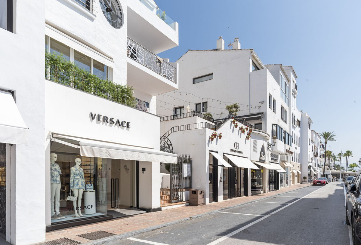 Appartement te koop in Puerto Banús | 2 slaapkamers H5106511