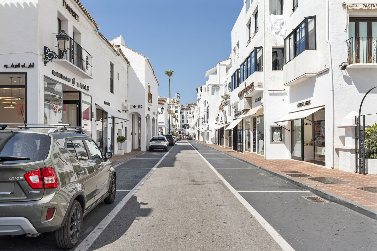 Appartement te koop in Puerto Banús | 2 slaapkamers H5106511