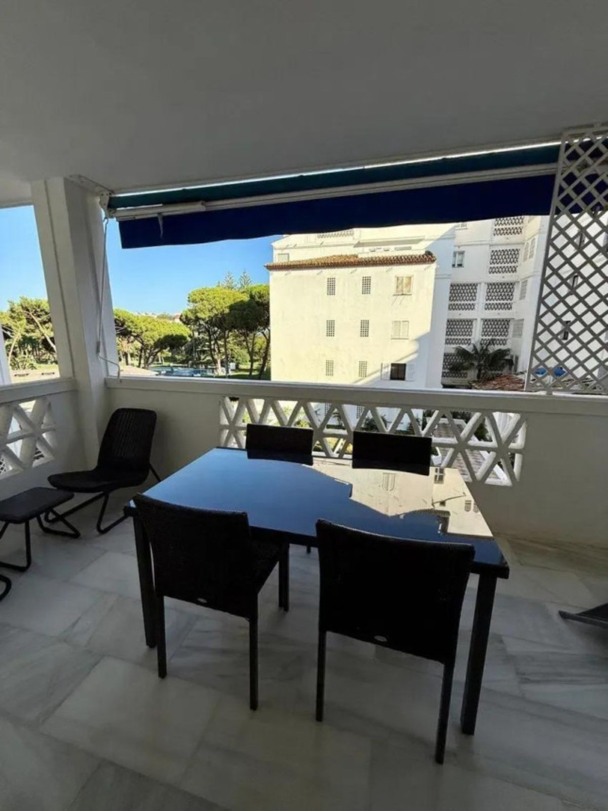 Appartement te koop in Puerto Banús | 3 slaapkamers H5110237