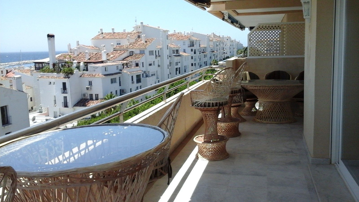 Appartement te koop in Puerto Banús | 3 slaapkamers H5117815