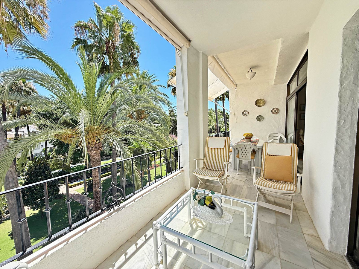 Penthouse te koop in Puerto Banús | 2 slaapkamers H5128693