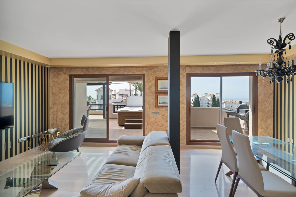 Penthouse te koop in Puerto Banús | 3 slaapkamers H5131831