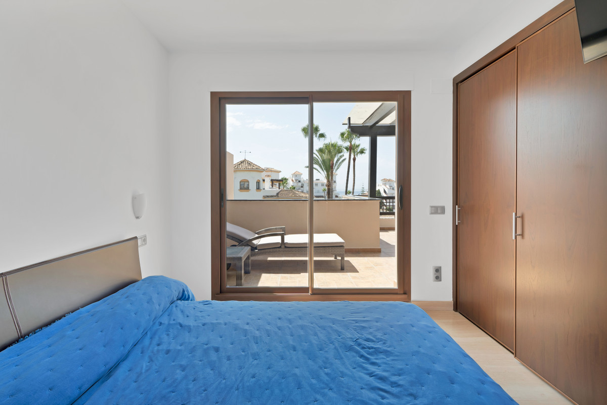 Penthouse te koop in Puerto Banús | 3 slaapkamers H5131831