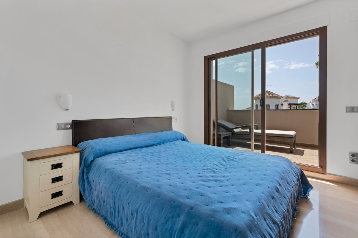 Penthouse te koop in Puerto Banús | 3 slaapkamers H5131831