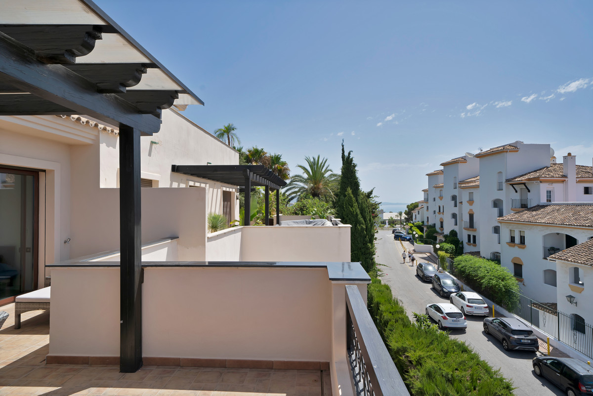 Penthouse te koop in Puerto Banús | 3 slaapkamers H5131831