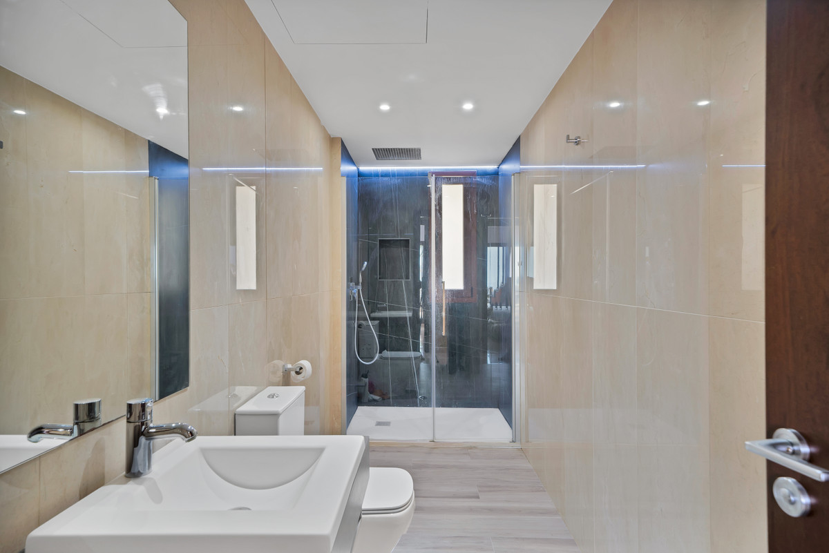 Penthouse te koop in Puerto Banús | 3 slaapkamers H5131831