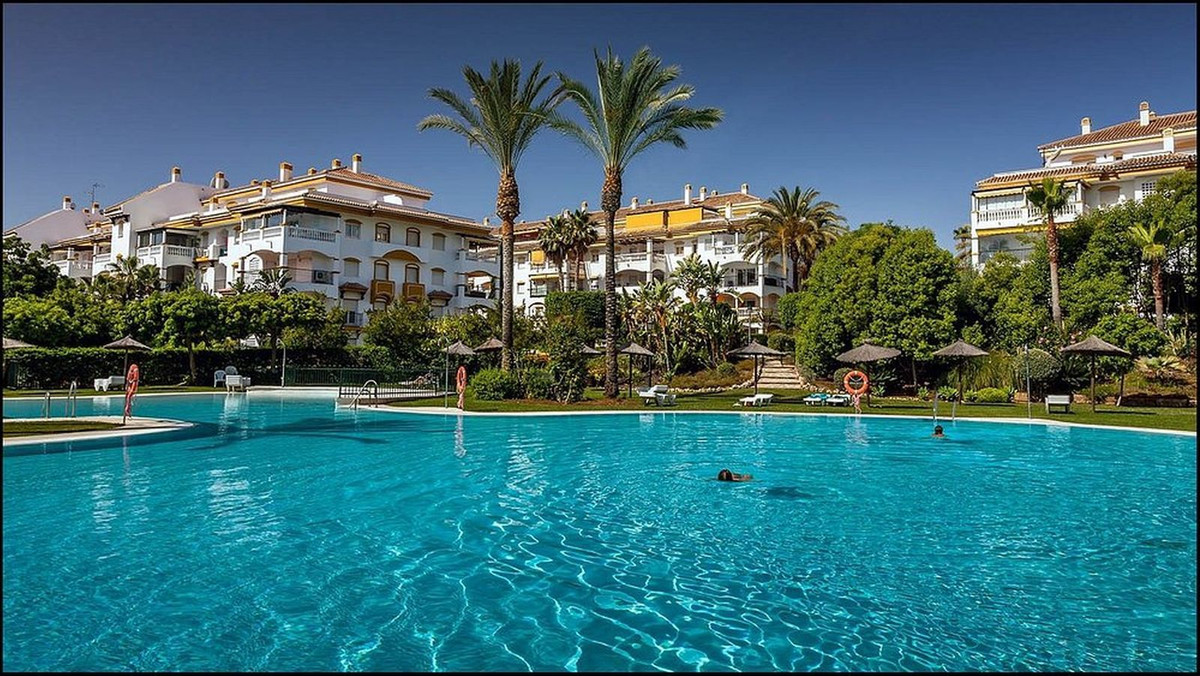 Penthouse te koop in Puerto Banús | 2 slaapkamers H5131972