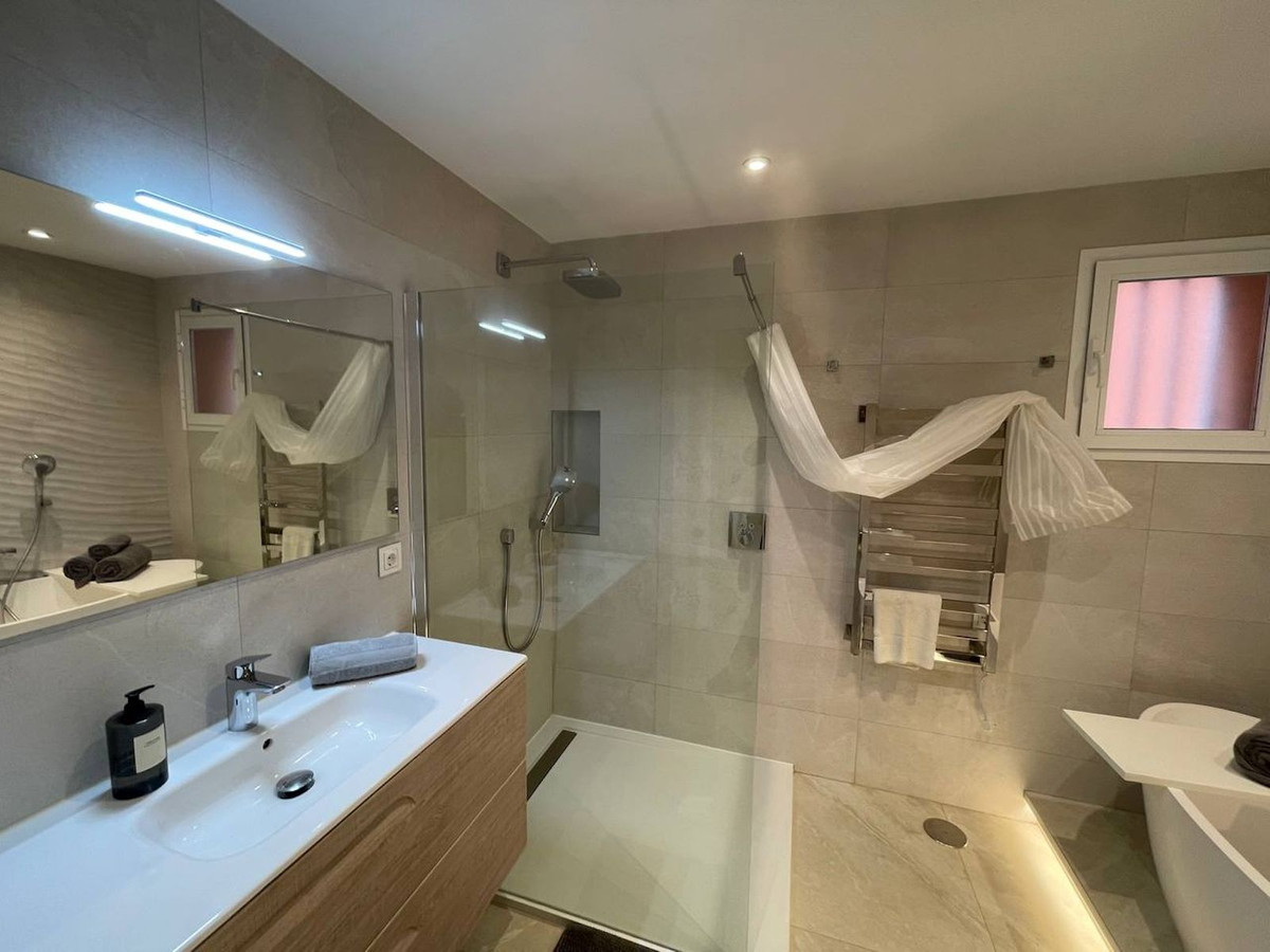 Appartement te koop in Puerto Banús | 2 slaapkamers H5133550