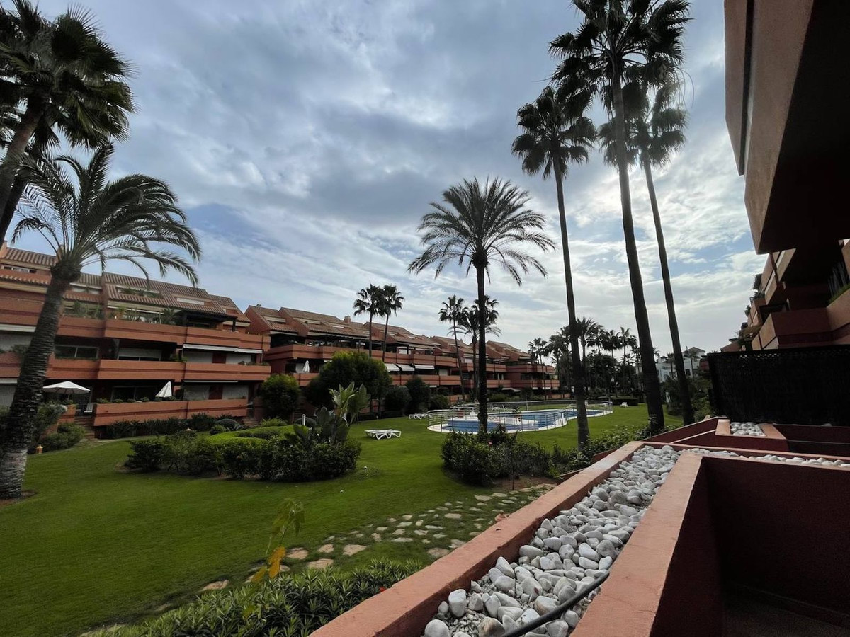 Appartement te koop in Puerto Banús | 2 slaapkamers H5133550