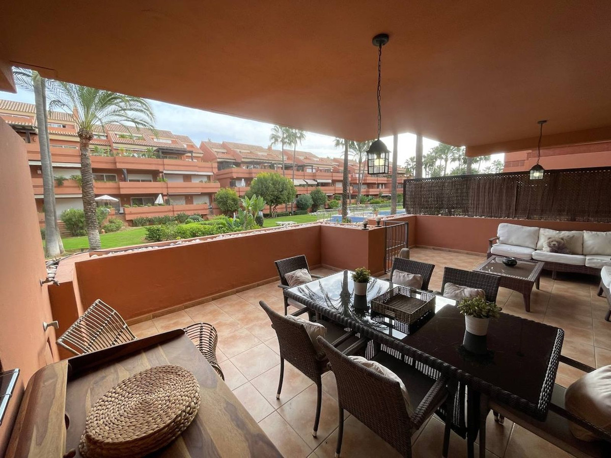 Appartement te koop in Puerto Banús | 2 slaapkamers H5133550