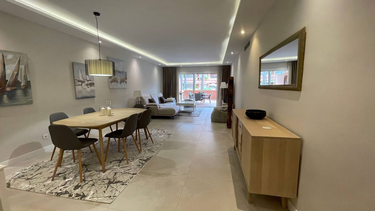 Appartement te koop in Puerto Banús | 2 slaapkamers H5133550
