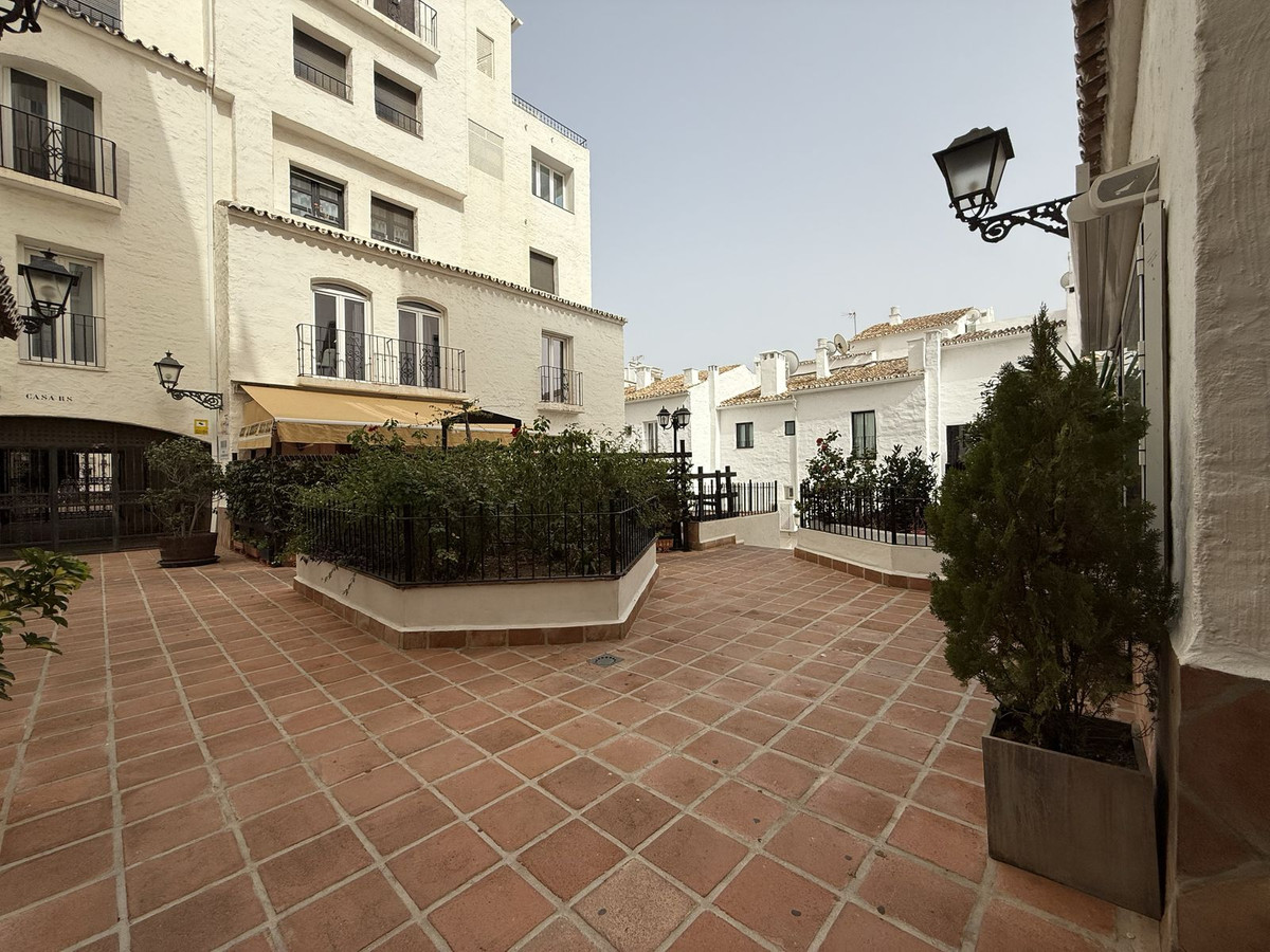 Appartement te koop in Puerto Banús | 2 slaapkamers H5150578