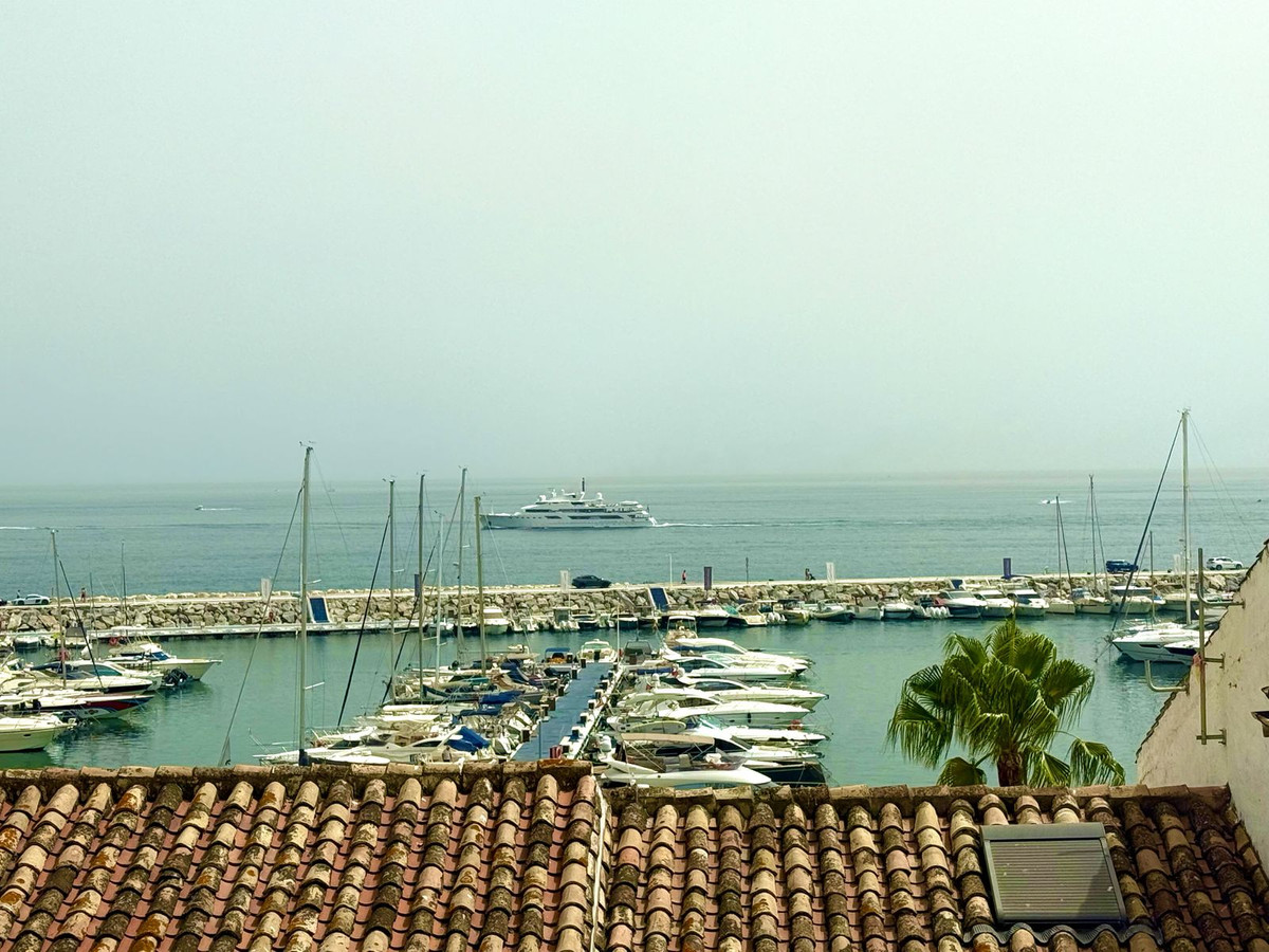 Appartement te koop in Puerto Banús | 2 slaapkamers H5150578