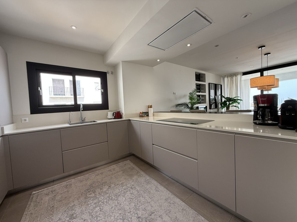 Appartement te koop in Puerto Banús | 2 slaapkamers H5150578