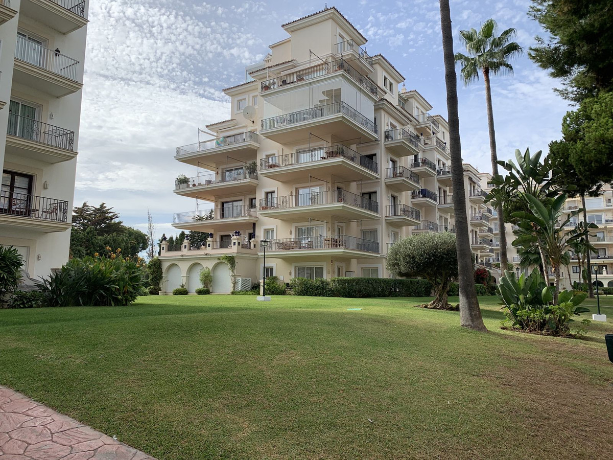 Appartement te koop in Puerto Banús | 2 slaapkamers H5155954