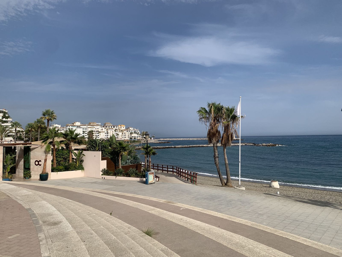 Appartement te koop in Puerto Banús | 2 slaapkamers H5155954