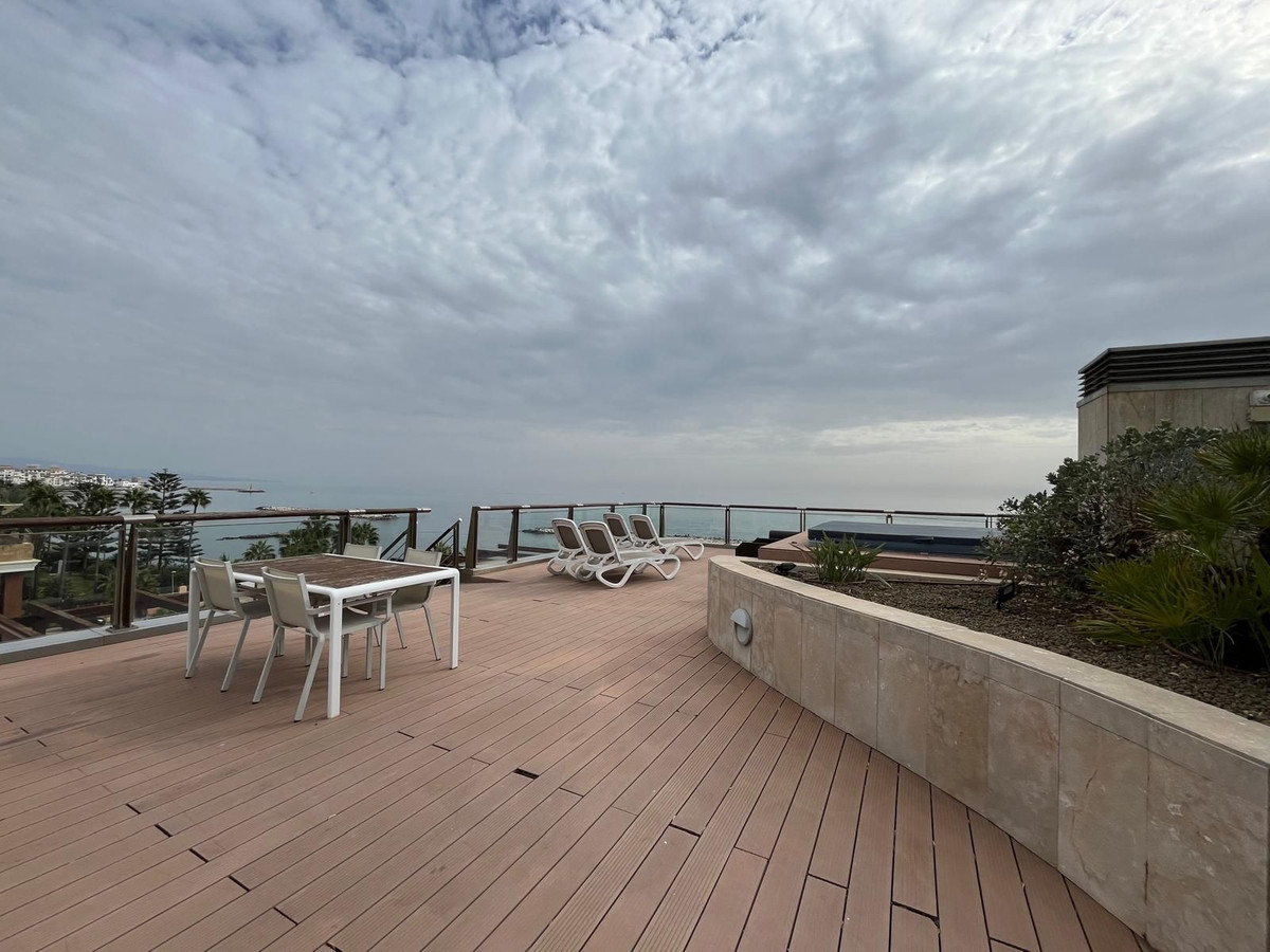 Penthouse te koop in Puerto Banús | 3 slaapkamers H5159629