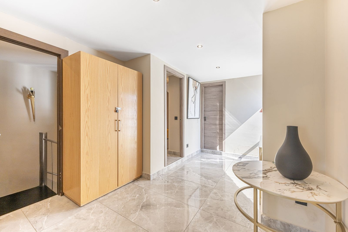 Property main view 12