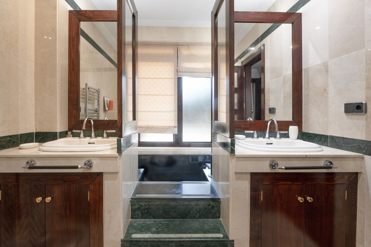 Property main view 36