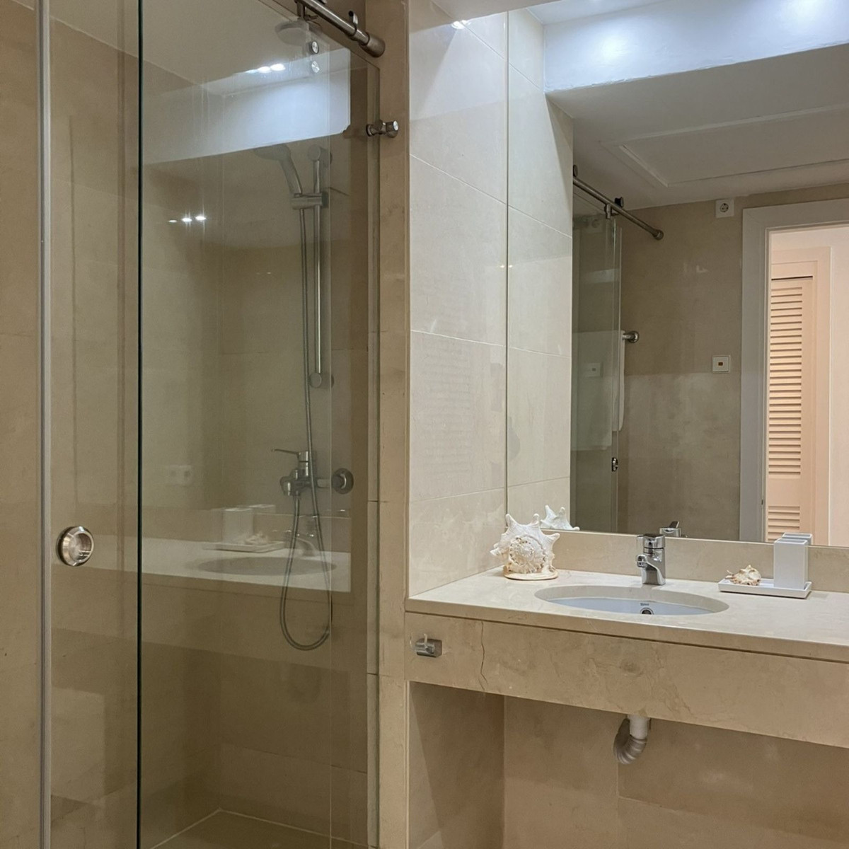 Property main view 35