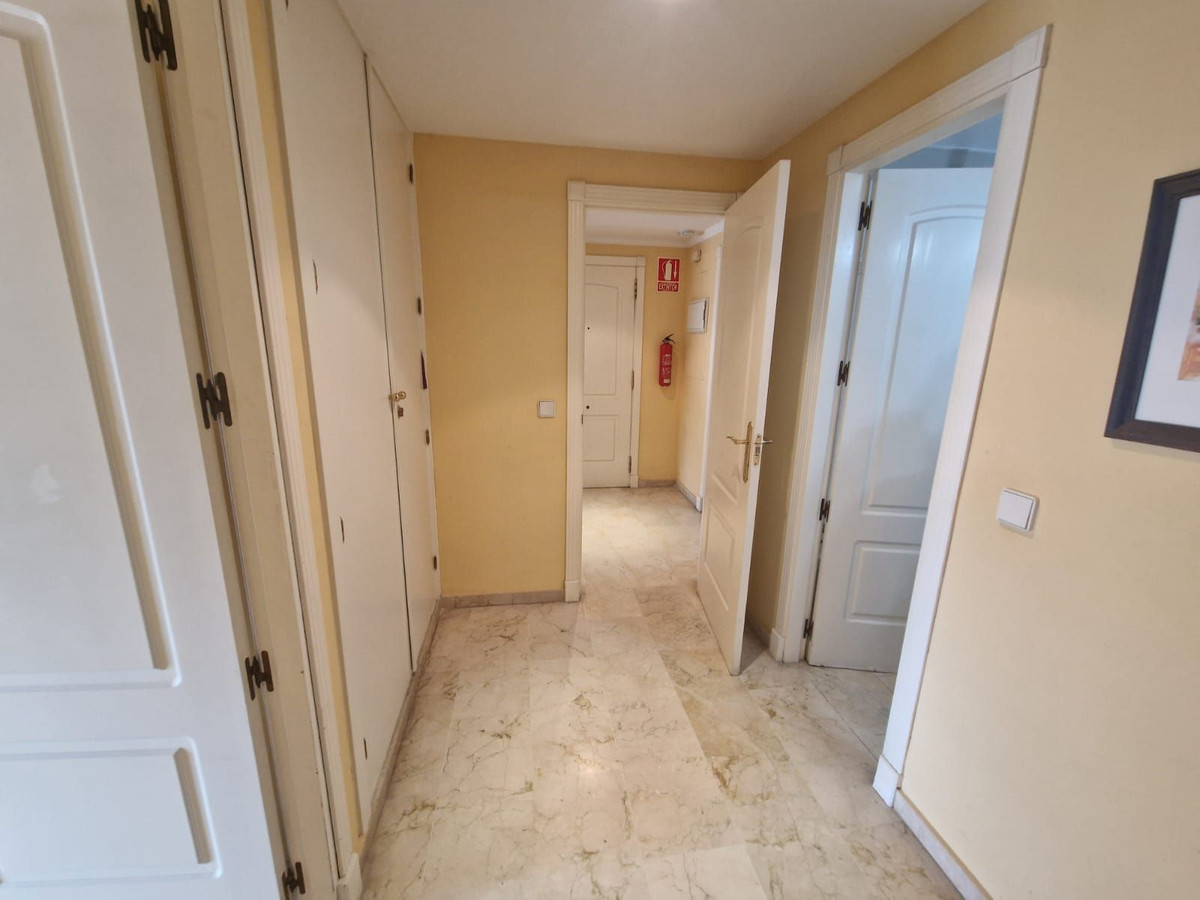 Appartement te koop in Puerto Banús | 2 slaapkamers H5232112