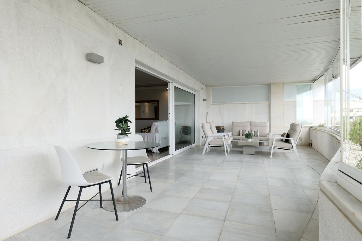 Penthouse te koop in Puerto Banús | 3 slaapkamers H5254951
