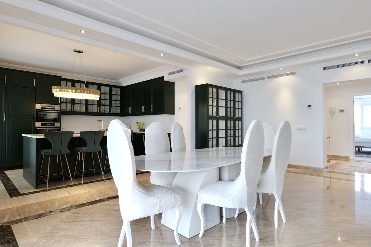Penthouse te koop in Puerto Banús | 3 slaapkamers H5254951