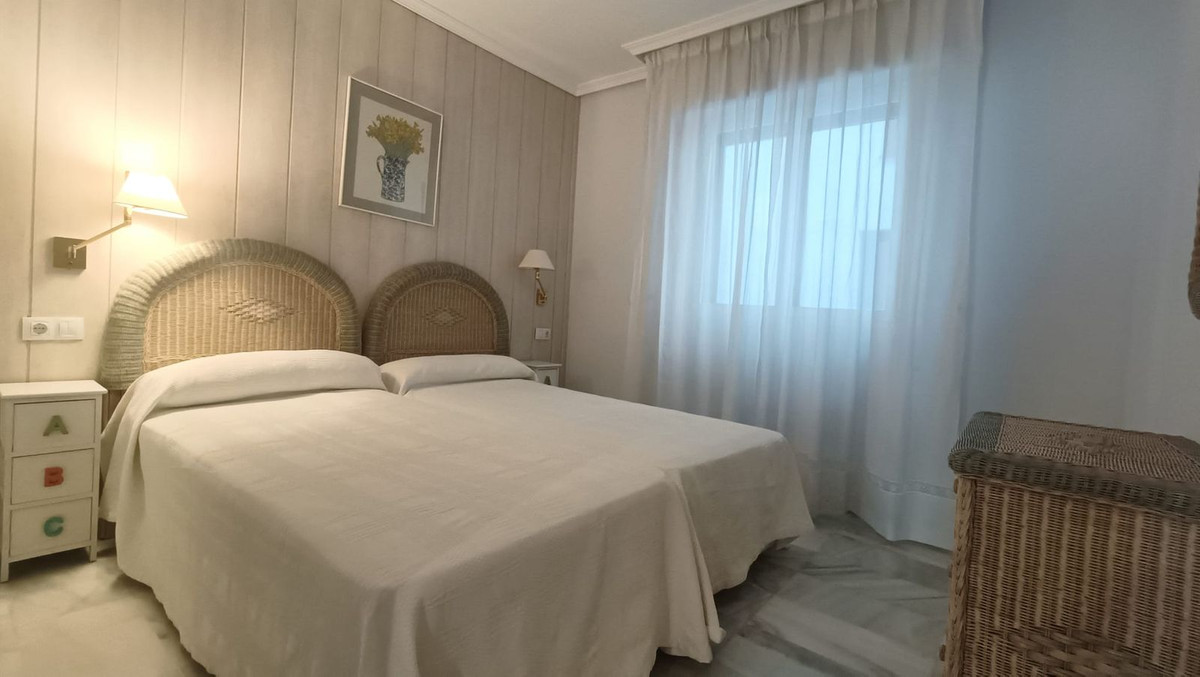 Appartement te koop in Puerto Banús | 2 slaapkamers H5256337